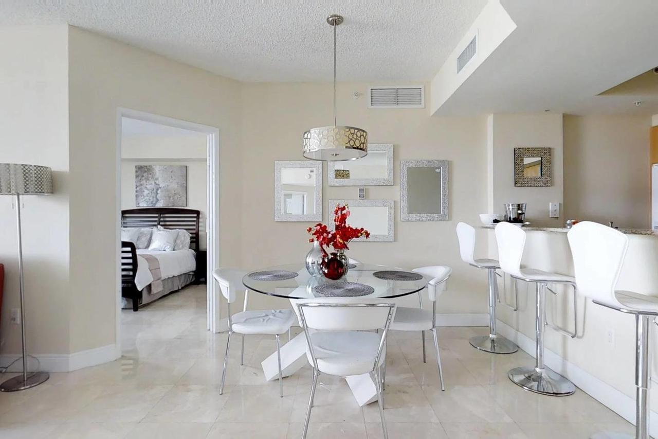 מיאמי ביץ' Beautiful Asian Retreat 2Bd 2Bth Apt Min To Beach מראה חיצוני תמונה